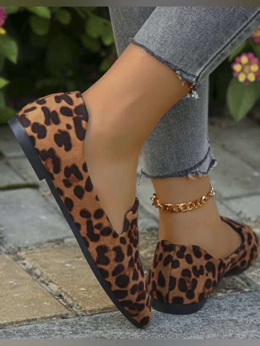 NWT Leopard Print Pointed Toe Women’s Flats - Picture 5 of 8
